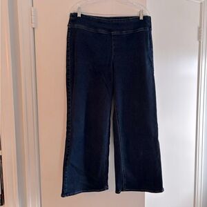 Old Navy high waist wide leg jeans. Size 14.
